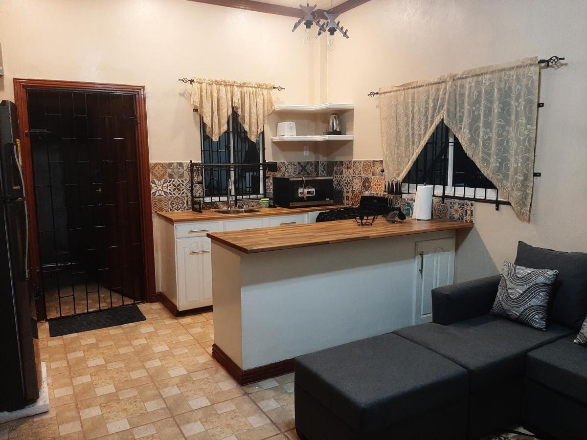 Jrs Apartments จอร์จทาวน์ ภายนอก รูปภาพ