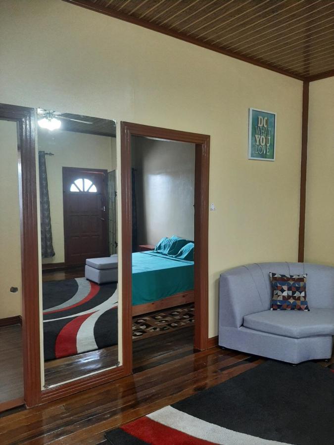 Jrs Apartments จอร์จทาวน์ ภายนอก รูปภาพ